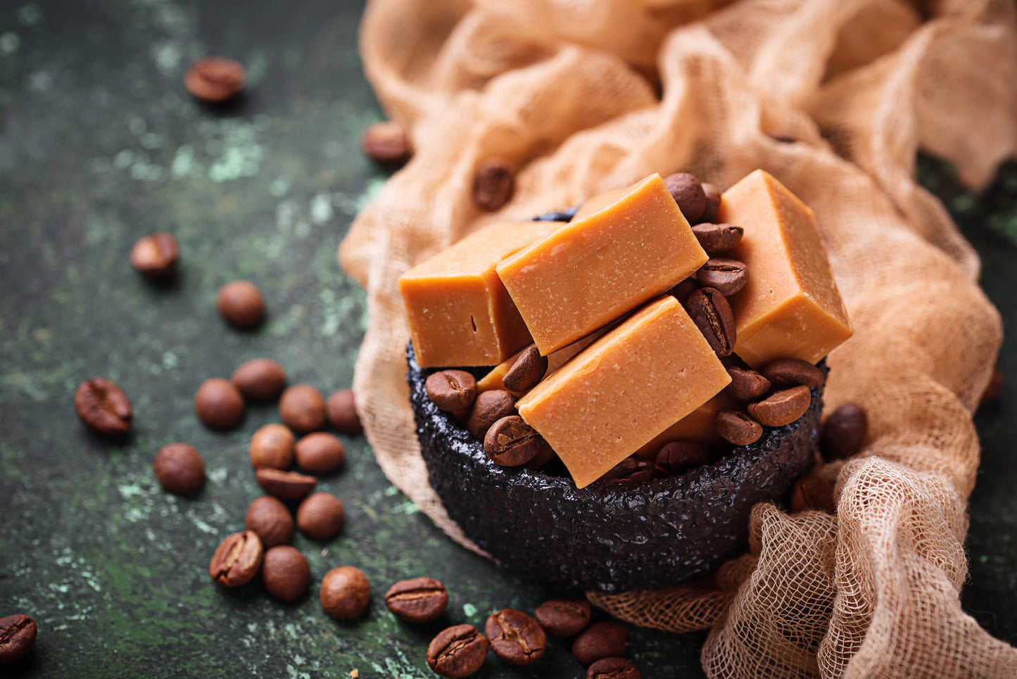 Creative Interpretation of the Reserves Collecton: Caramel, Medium Roast. 